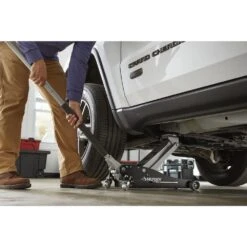 Husky 3-Ton Aluminum/Steel Floor Jack -Husky Tools Shop black husky floor jacks hpl4751 44 1000