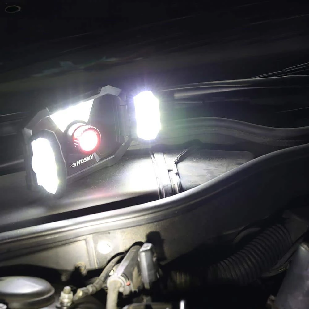 Husky 2000 Lumens LED Dual Panel Focusing Rechargeable Utility Light 16 Husky 2000 Lumens LED Dual Panel Focusing Rechargeable Utility Light - Image 14