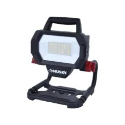 Husky 6,000 Lumen Hybrid LED Work Light With Rechargeable Battery