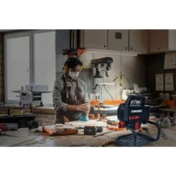 Husky 6,000 Lumen Hybrid LED Work Light With Rechargeable Battery -Husky Tools Shop husky jobsite lighting 7903802012 fa 1000