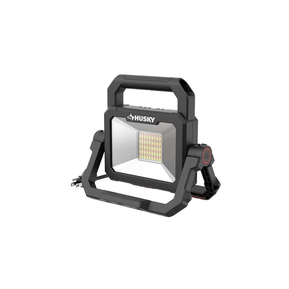 Husky 3000 Lumen LED Portable Corded Work Light 5 Husky 3000 Lumen LED Portable Corded Work Light - Image 3