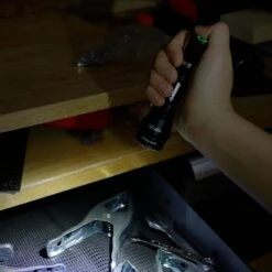 Husky 500-Lumens Dual Power Focusing Aluminum Flashlight -Husky Tools Shop husky pen lights 91309 31 1000