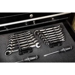 Husky Reversible Ratcheting SAE Combination Wrench Set (7-Piece) -Husky Tools Shop husky ratcheting wrenches hrrw7pcsae 31 1000