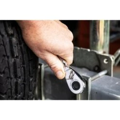 Husky 3/8 In. Drive 100-Position Chrome Stubby Ratchet -Husky Tools Shop husky ratchets h100c38srat 1f 1000