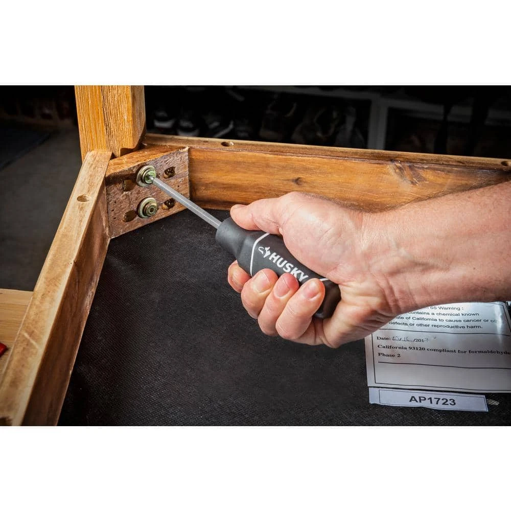 Husky Interchangeable Blade Screwdriver Set (10-Piece) 7 Husky Interchangeable Blade Screwdriver Set (10-Piece) - Image 5