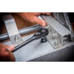 Husky 3/8 In. Drive 14 Mm Knurl Grip Universal Socket -Husky Tools Shop husky sockets h1003d14mm 31 1000