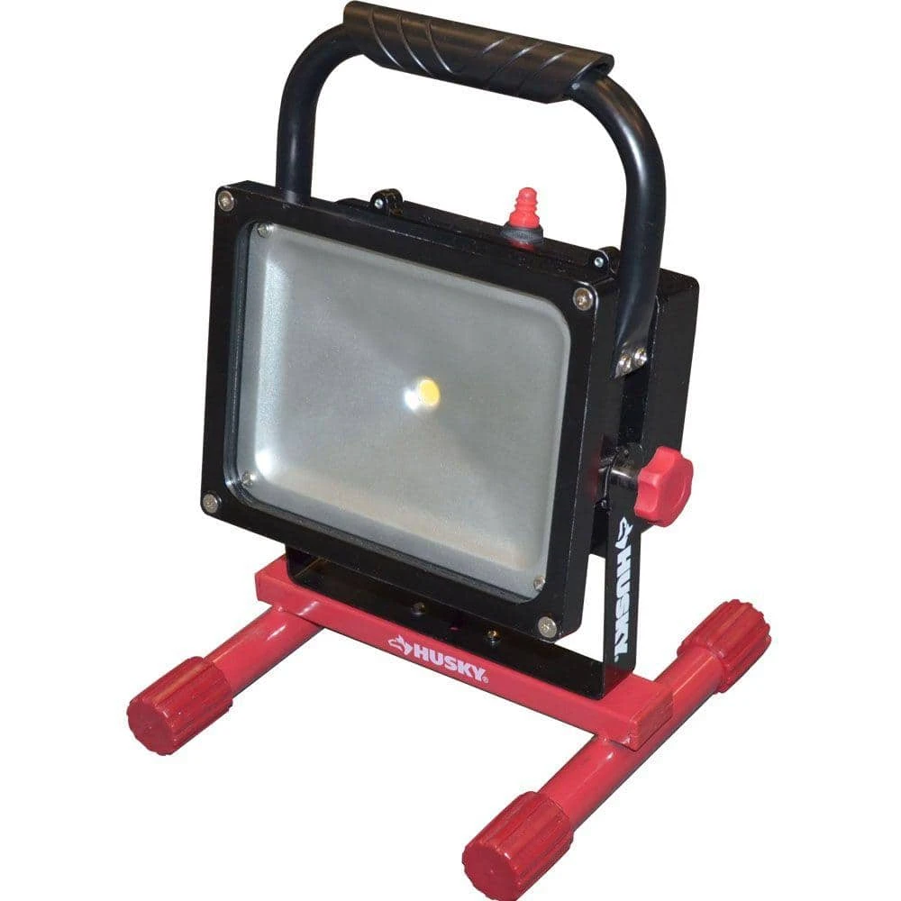 Husky Rechargeable 1000-Lumen 25-Watt LED Work Light 3 Husky Rechargeable 1000-Lumen 25-Watt LED Work Light
